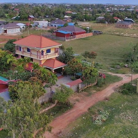 Homestay Villa Dani Сіємреап Екстер'єр фото
