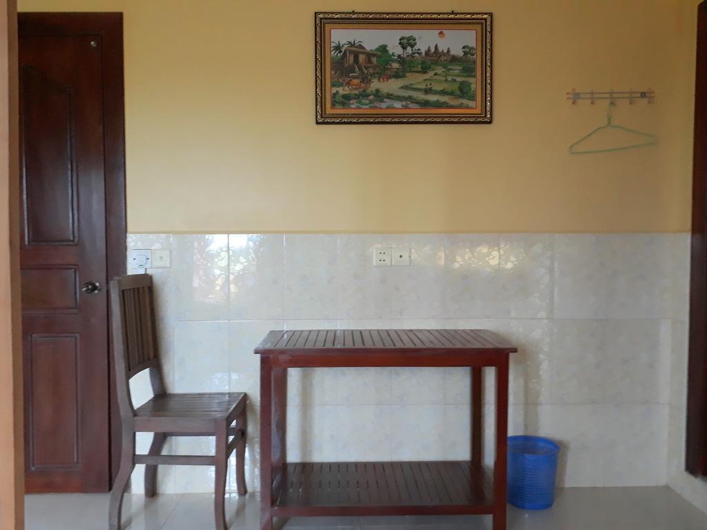 Homestay Villa Dani Сіємреап Екстер'єр фото